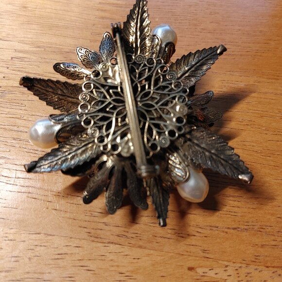 Vintage Miriam Haskell Faux Pearl Rhinestone Brooch - Picture 9 of 9